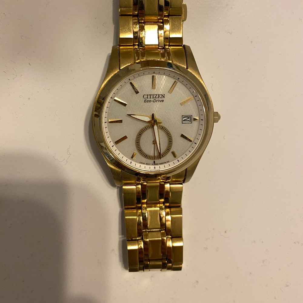 Gold men’s citizen watch